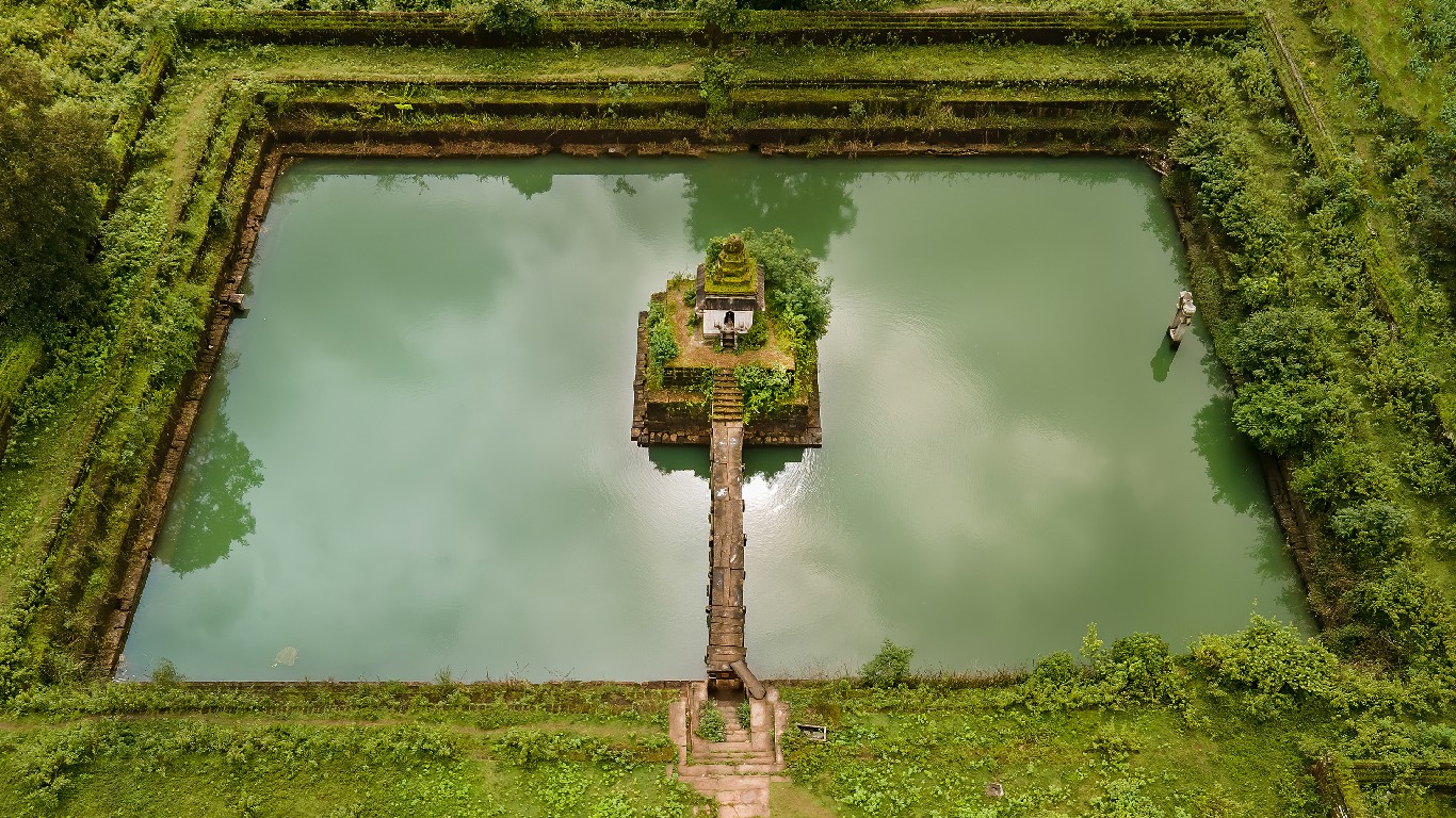 静水流深的传说